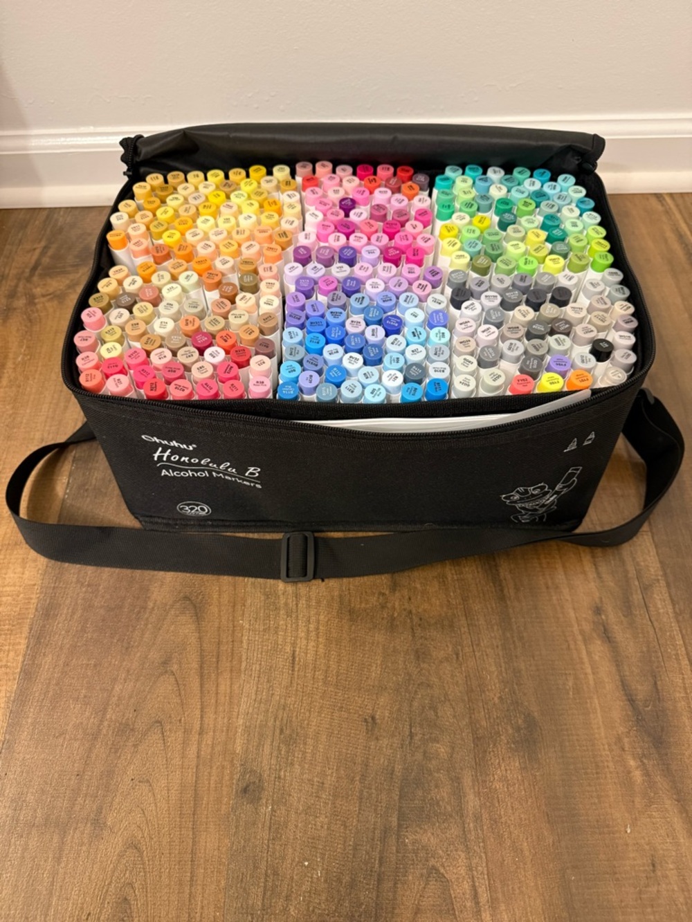 New Ohuhu Honolulu B Alcohol Markers 320 Set+Skin Tone Set (36 Set) Used Twice - Picture 3 of 7